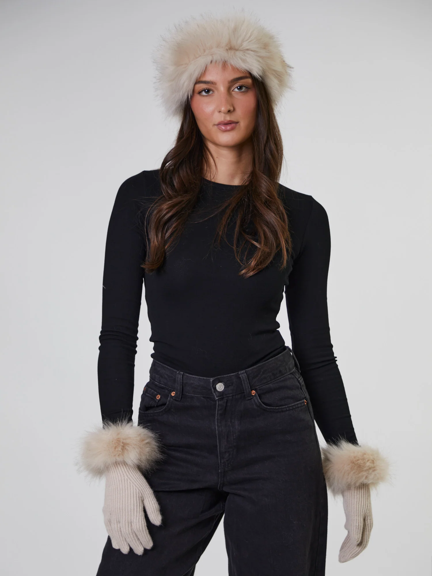 Igloo Hat & Glove Set in Beige - Image 3