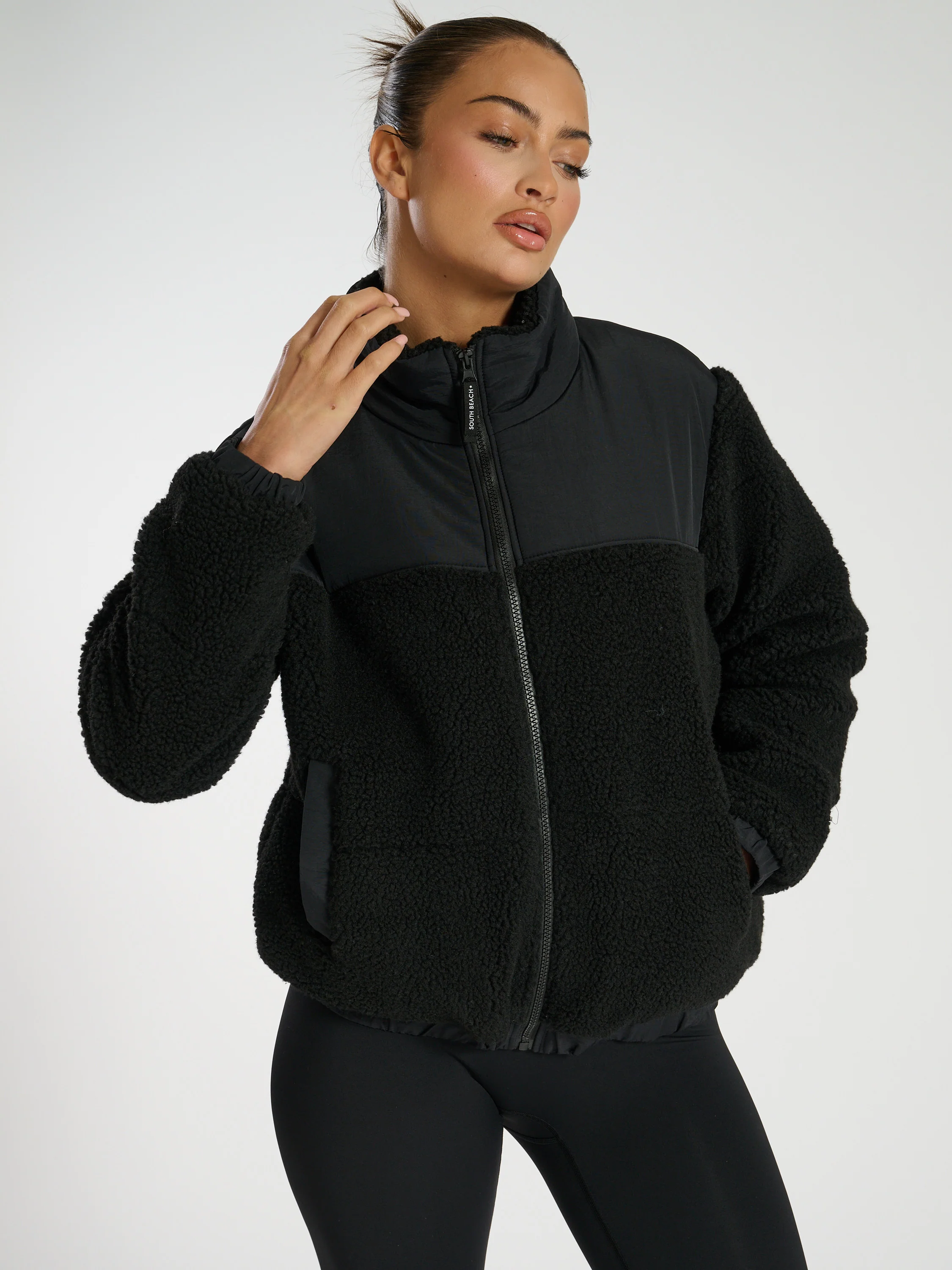 Teddy Jacket in Black - Image 3
