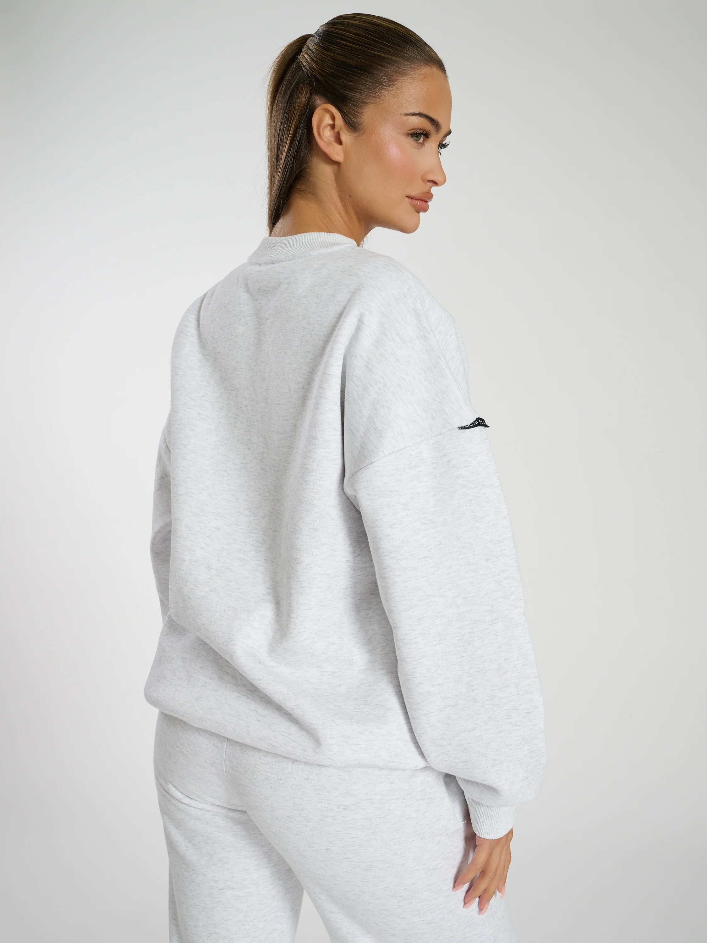 Mellow Sweater in Grey - Image 5