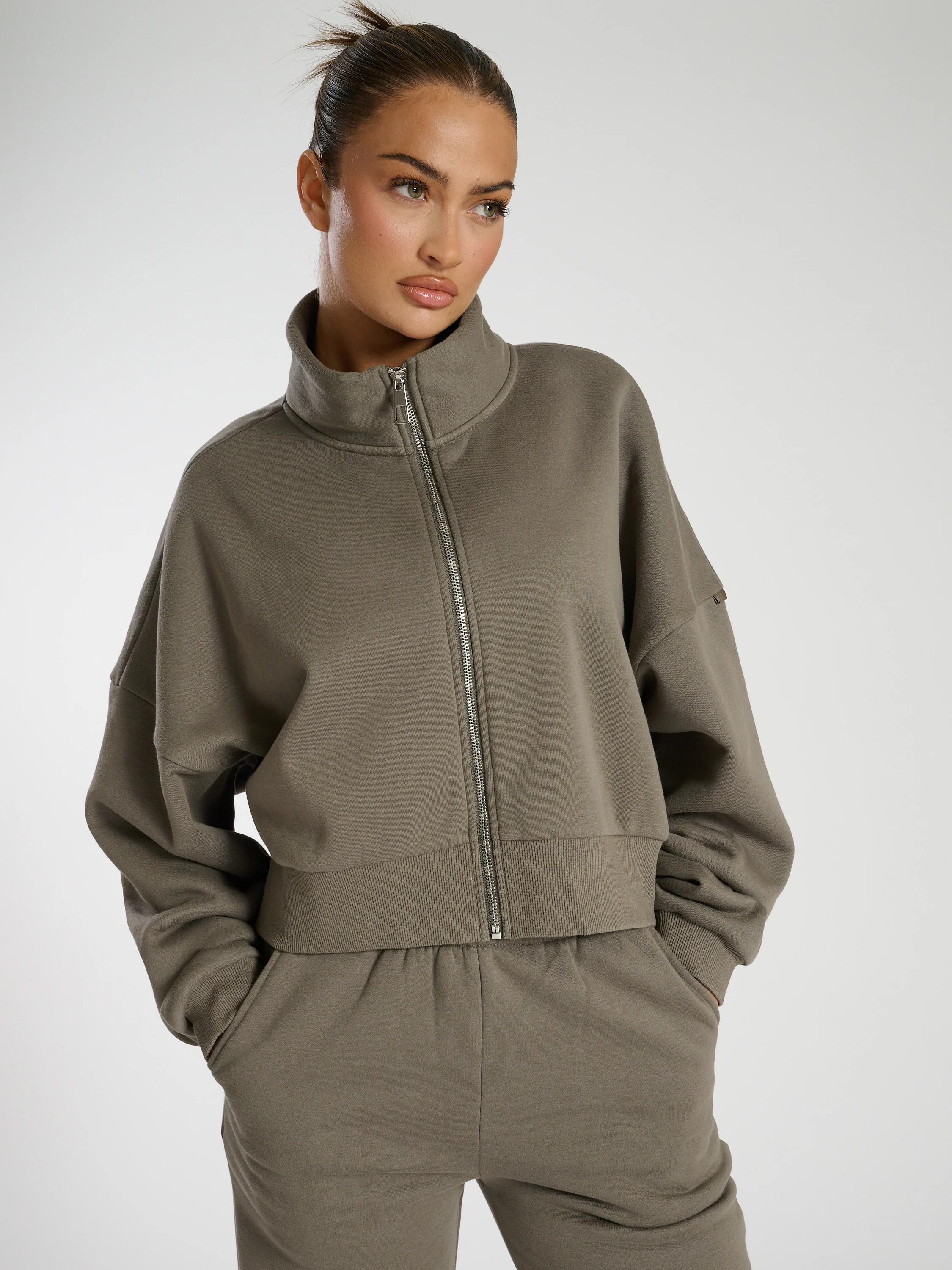 Funnel Jacket in Khaki - Image 4