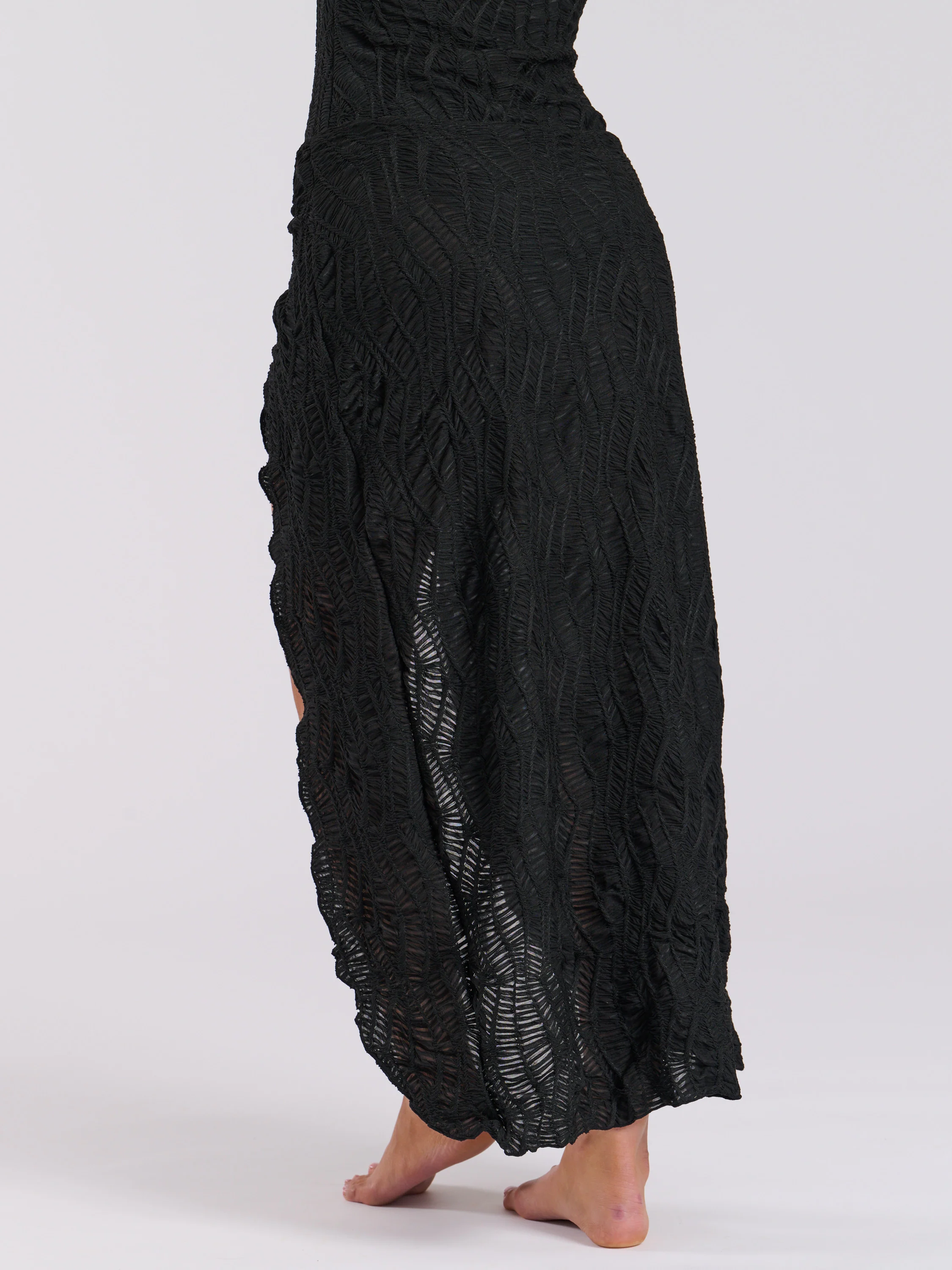 Vacay Beach Skirt in Textured Black - Image 4