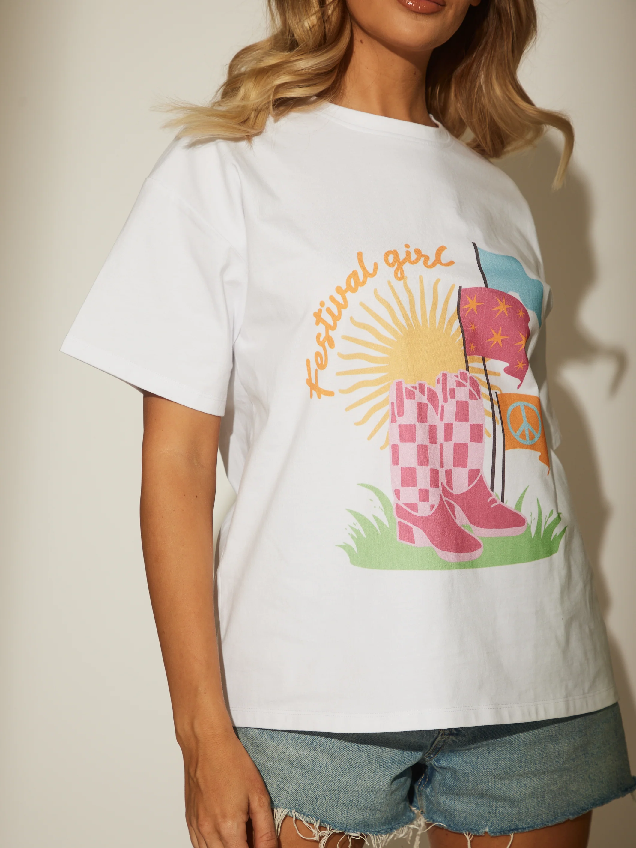 Festival Motif Oversized Tee in White - Image 5